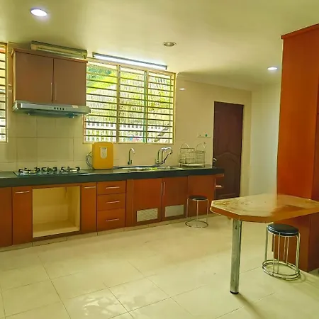 Aaronl Homestay Kota Kinabalu Exterior photo