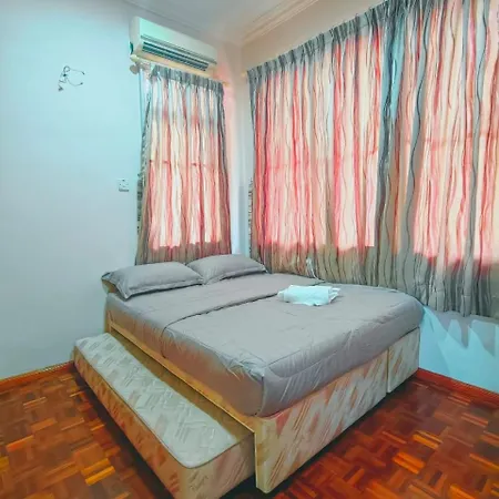Aaronl Homestay Kota Kinabalu Exterior photo