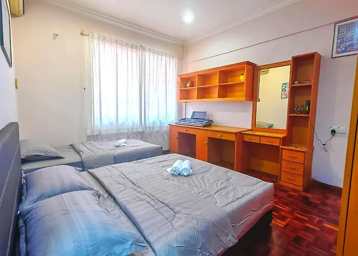 Aaronl Homestay