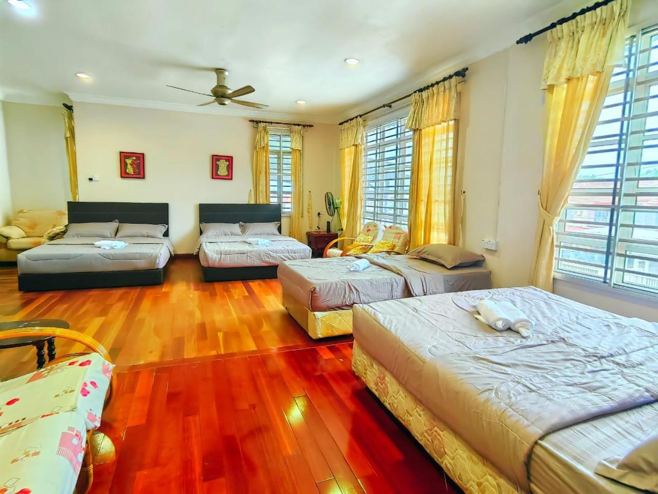 Aaronl Holiday home